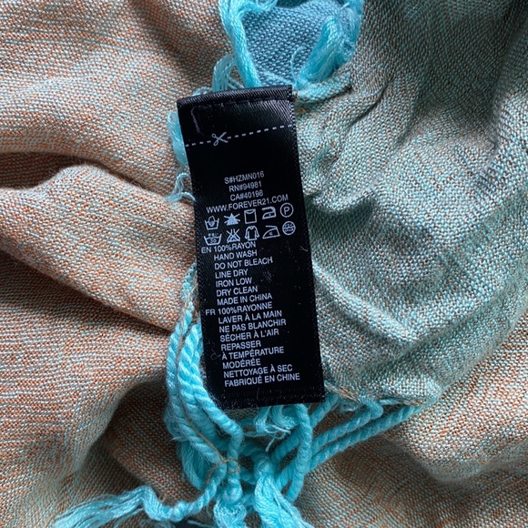 Multi colour scarf - Picture 3 of 3